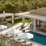 Villa Olithera Villa, Private Pool & 1acre Land, By Thinkvilla Tragaki