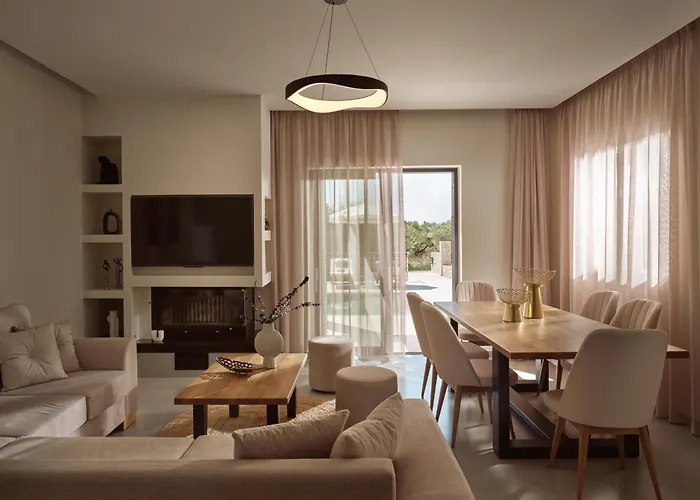 Olithera Villa, Private Pool & 1acre Land, By Thinkvilla Villa *